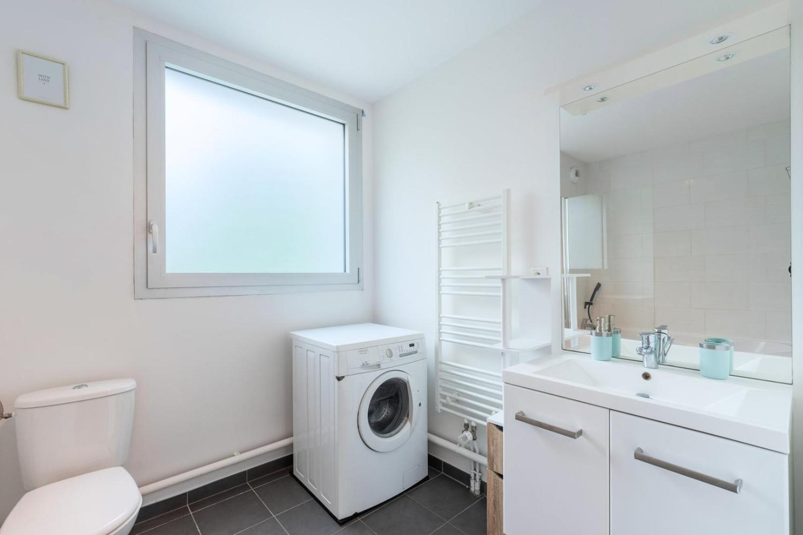 Apartment Near Metro With Parking & Balconies Lille Extérieur photo