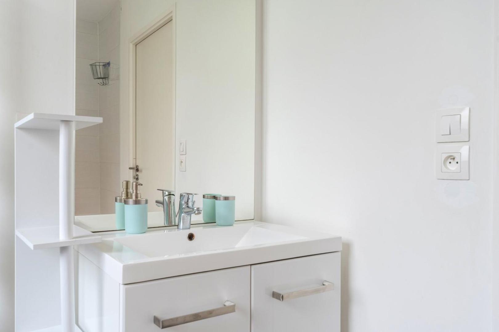 Apartment Near Metro With Parking & Balconies Lille Extérieur photo